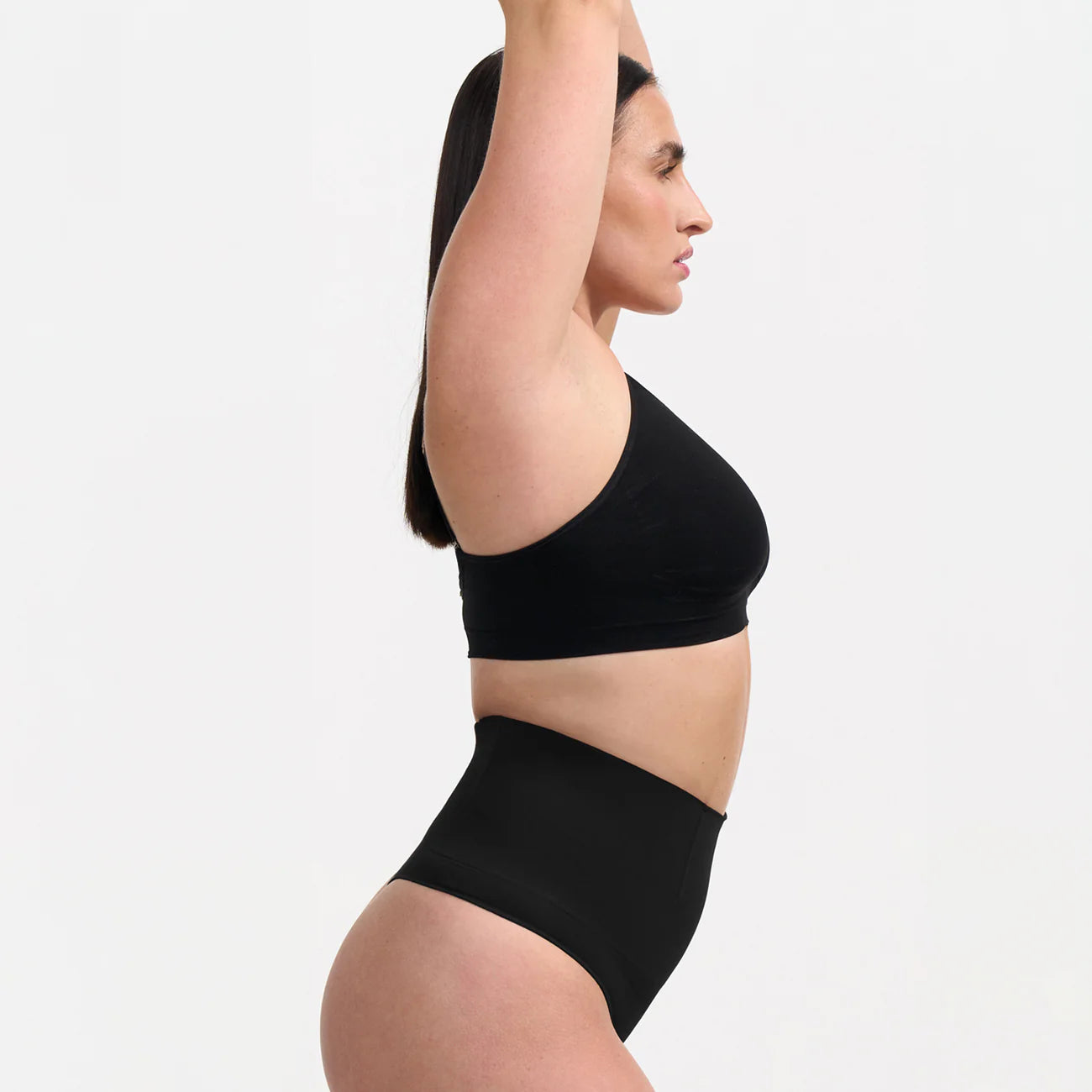 💎 High-Waist Seamless Briefs – Smooth, Sculpt & Stay Comfortable